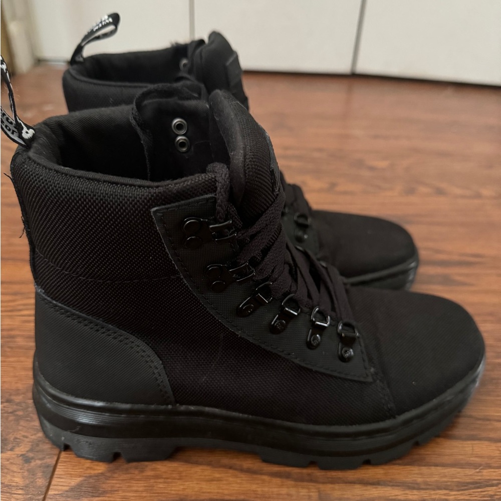 Dr Marten Boots